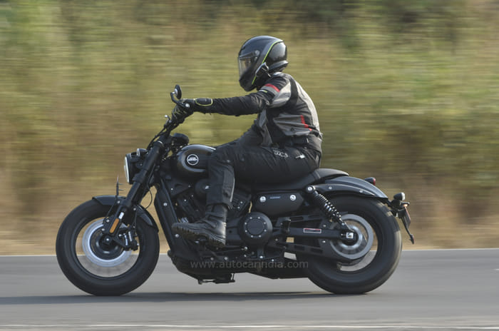 Keeway V302C review, first ride: V-Twin warrior